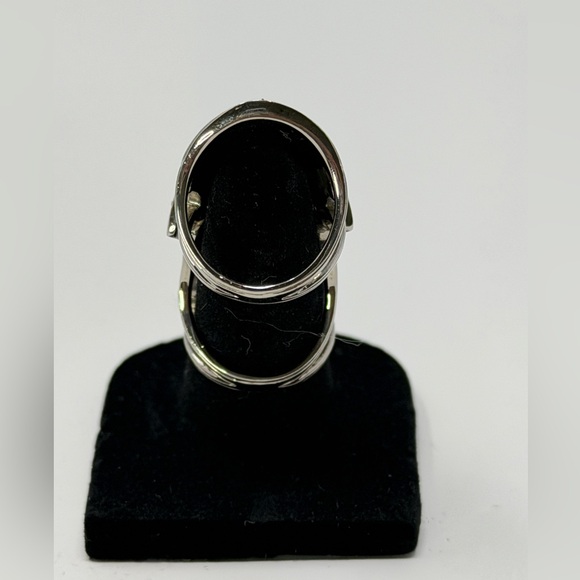 Swarovski Crystal Silver and Blue Decorative Double Ring - Picture 5 of 6